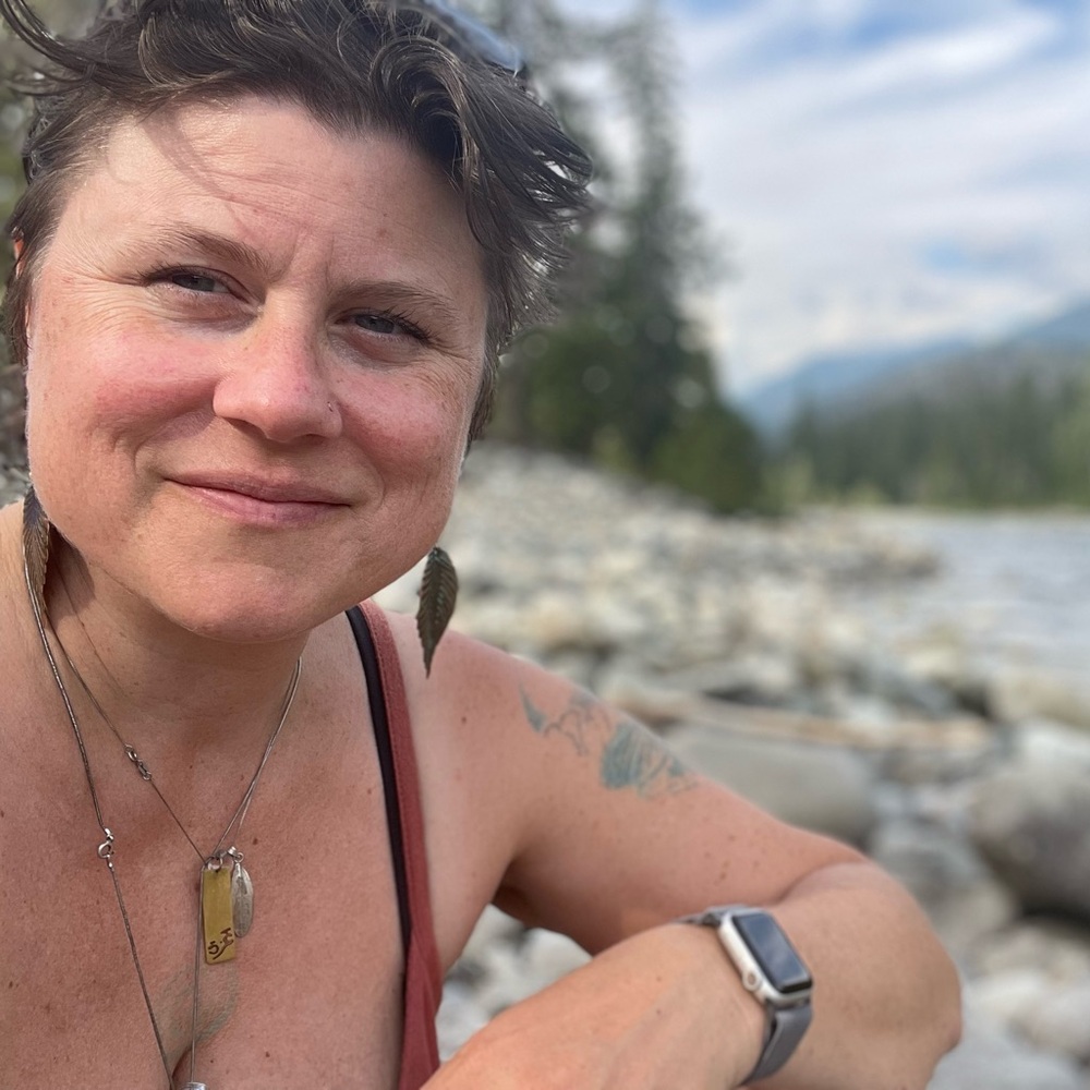 Meet your Posher, Miriam